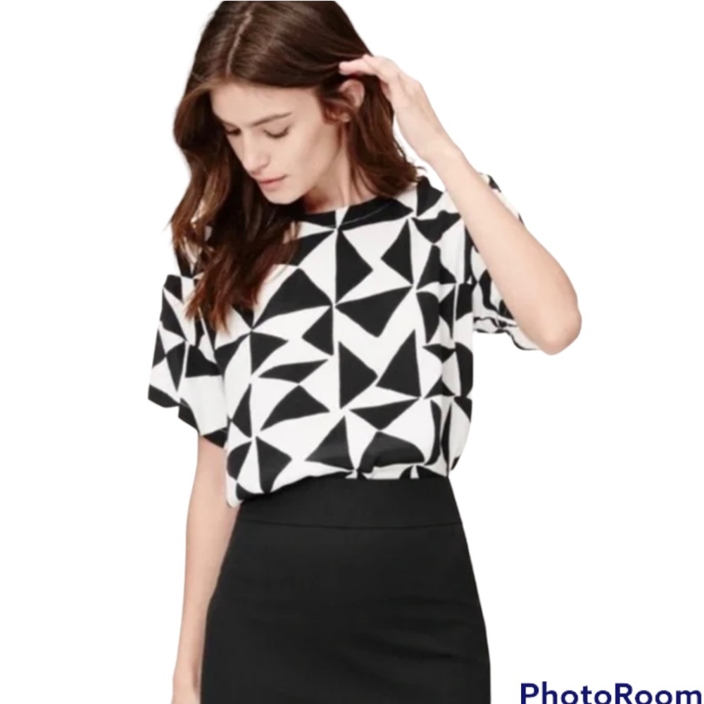 Ann Taylor LOFT black & white triangle blouse